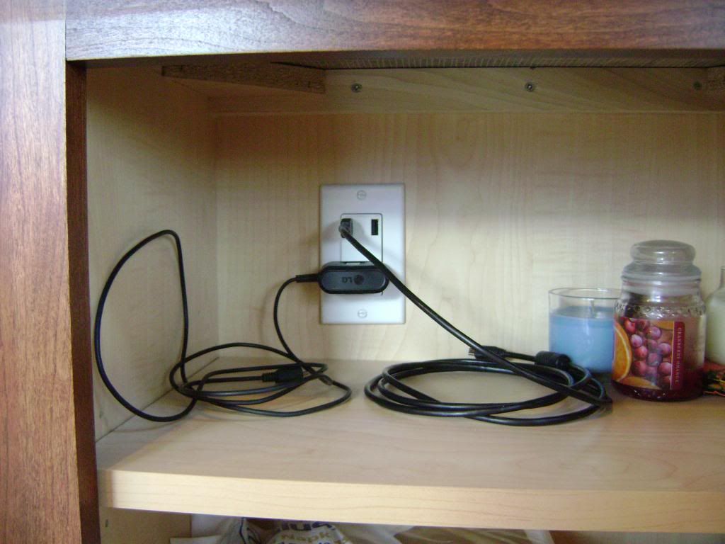 Recharging Station photo DSC03955_zpsaa33ec5c.jpg